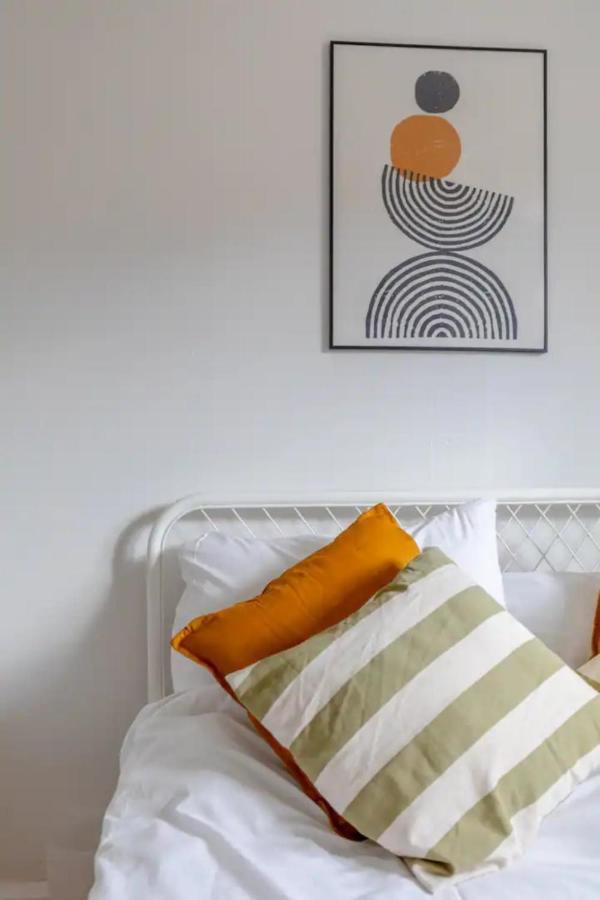 Cosy 4bd Flat Wprivate Balcony - Nine Elms! Londra